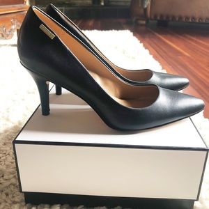 Black Calvin Klein Pumps! 💕